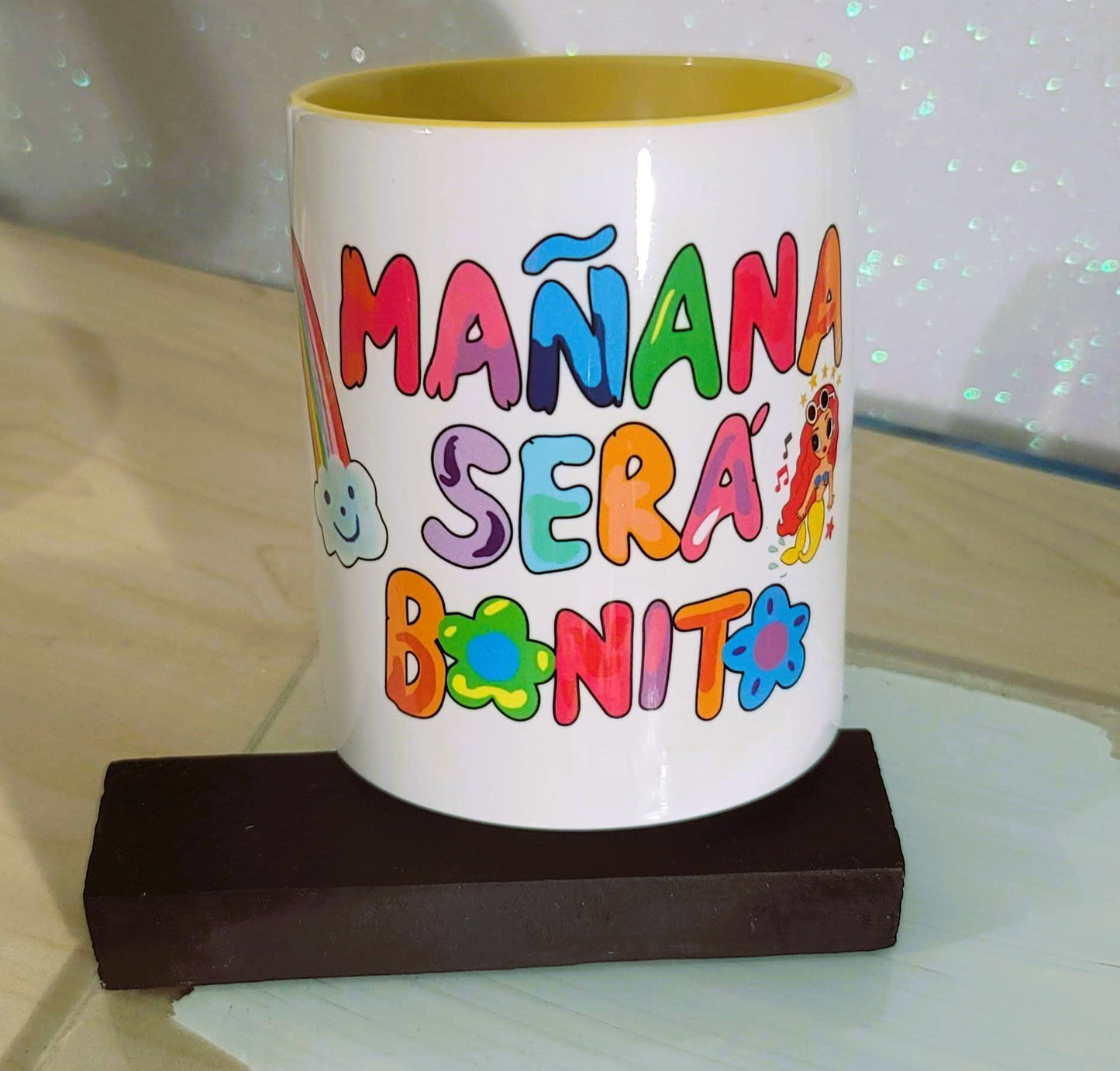 TAZA CON MENSAJE POSITIVO